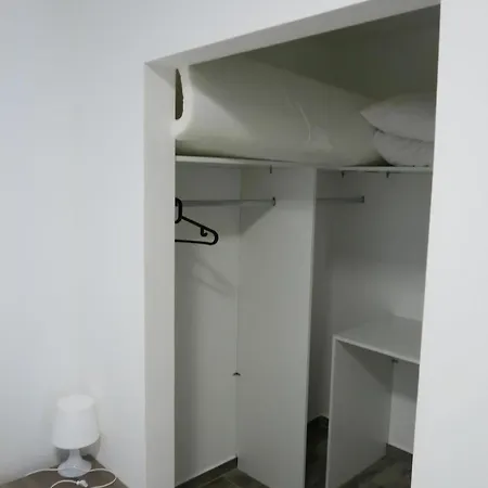 Familienwohnung 3 Apartment *