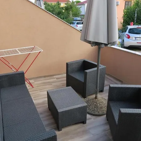 Familienwohnung 3 *